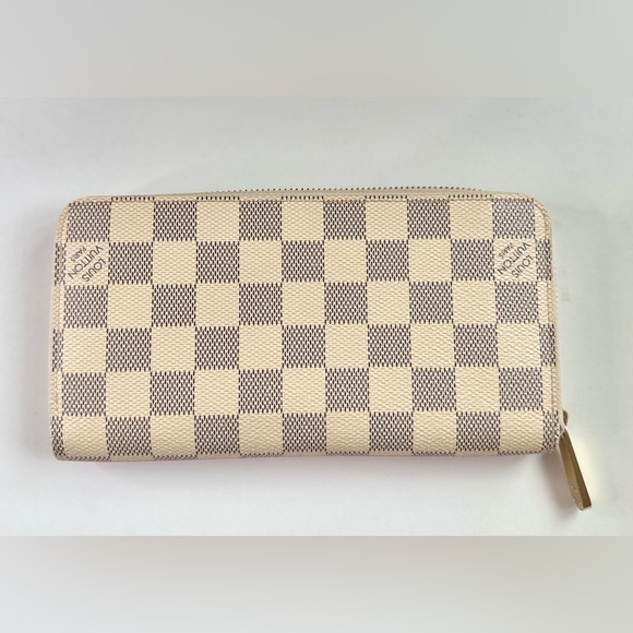 Louis Vuitton Limited Edition Azur Zippy Wallet (comes with box) - Picture 3 of 5